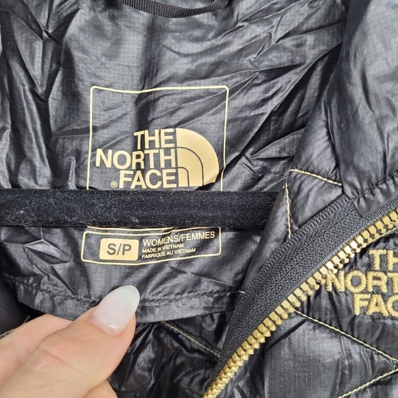 the north face womens thermoball black gold trekker vest light weight size small - Picture 4 of 14